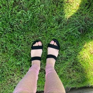 Forever 21 black slides
